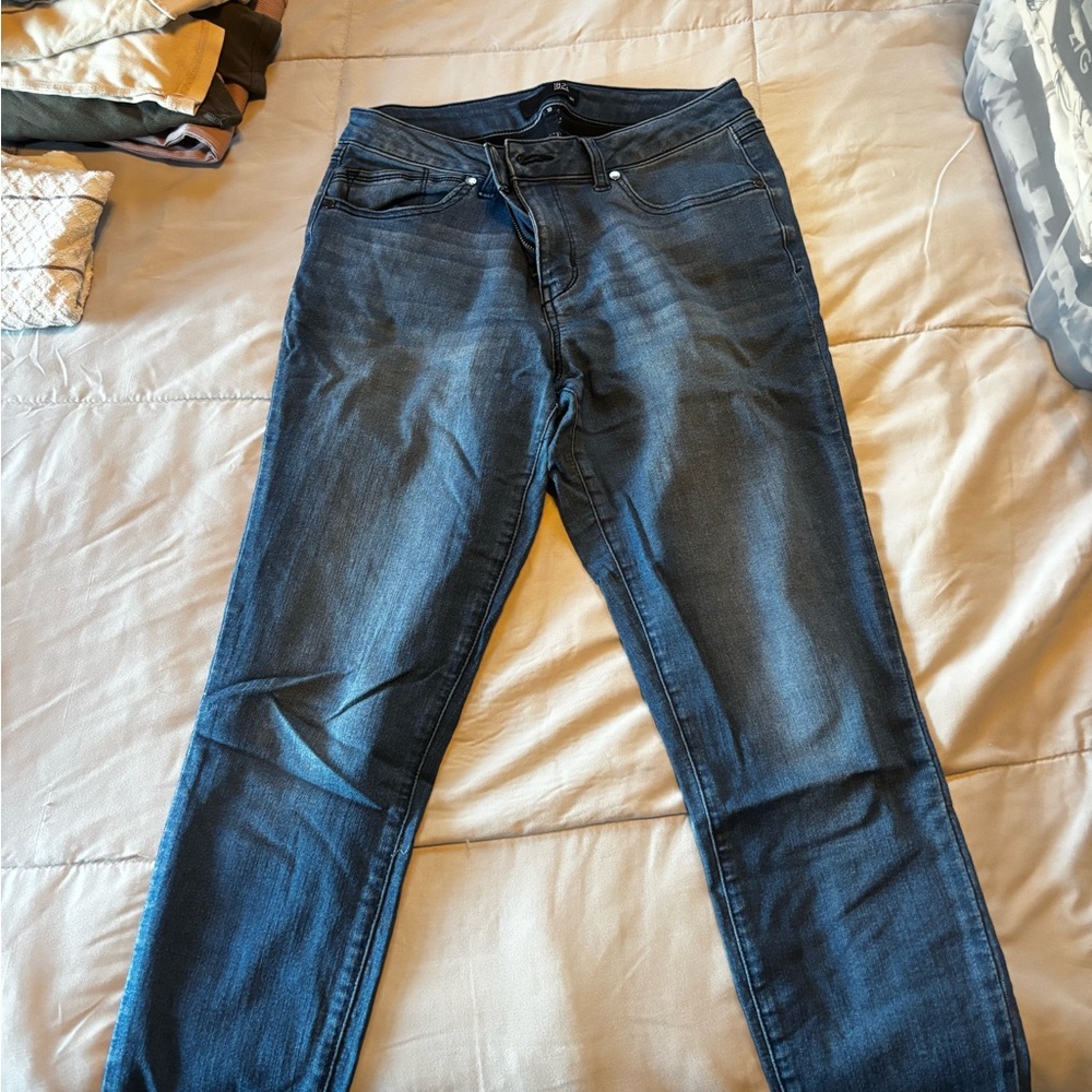 1822 Denim Women's Skinny Jeans in Dark Blue